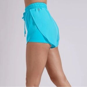 BuffBunny Lifesaver Short